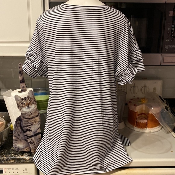 A womens Woman Within casual stretch short sleeve plus size top L. (18/20) - Picture 3 of 3